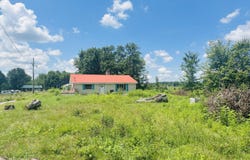 35 Lands End Road, Crab Orchard, KY 40419
