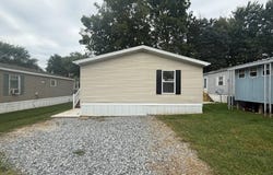 100 MARKET Street, BAINBRIDGE, PA 17502