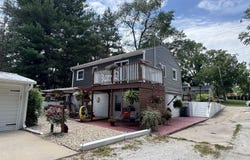 206 Emmett Street, Burlington, IA 52601