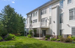 1502 Verne, Moosic, PA 18507