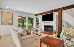 34 Long Hill Farm, Guilford, CT 06437