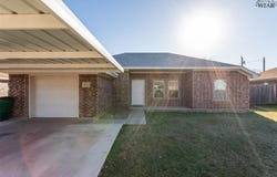1212 NEWMAN AVENUE, Iowa Park, TX 76367