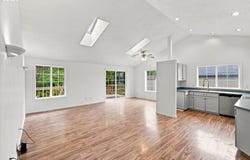 2295 IRONWOOD St, SweetHome, OR 97386