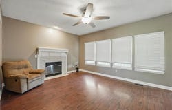 1321 S 6th Street, Louisburg, KS 66053