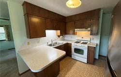 122 N Fairview Avenue, Dover, OH 44622