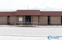 400 Chestnut Street NW, Hartselle, AL 35640