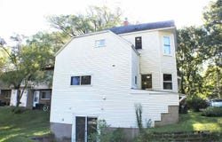 401 S Lucas St, IowaCity, IA 52240