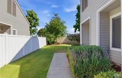 8000 Kroll Way, Bakersfield, CA 93311