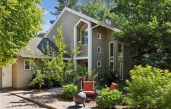 2 Edgcumbe Place, Saint Paul, MN 55116