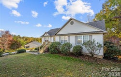 66 Anderson Oaks Drive, Marshall, NC 28753