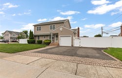 3 Cheshire Road, Bethpage, NY 11714