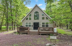 186 BRIER CREST ROAD, BLAKESLEE, PA 18610