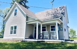 1039 Highway G76, Knoxville, IA 50138