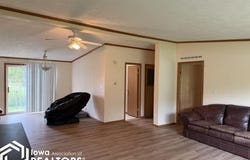 202 Central Avenue, Bedford, IA 50833