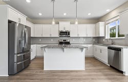 6448 SE 22ND St, Gresham, OR 97080