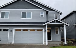 1048 NE REGAN HILL Loop, Estacada, OR 97023