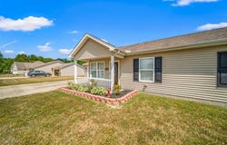 309 Woodland Way unit: A, Jefferson, OH 44047