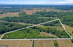 124 HAUPTMAN CT, CLEAR BROOK, VA 22624