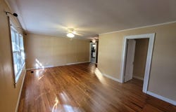 2517 Old Bay Springs Rd, LAUREL, MS 39440