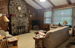 40 Crest Drive, Lake Harmony, PA 18624
