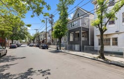 164 Parker St, Newark City, NJ 07104-1111