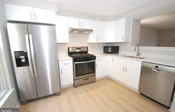 8916 PEMBROOK WOODS, LAUREL, MD 20723