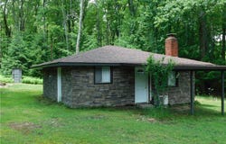 367 Pike School Road, Markleysburg, PA 15459