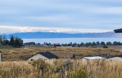 3137 S COUNTRY CLUB Way, Garden City, UT 84028