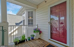 25230 POND VIEW SQUARE, CHANTILLY, VA 20152