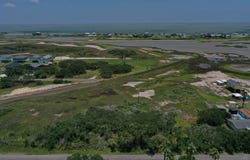 2308 Bronte, ROCKPORT, TX 78382
