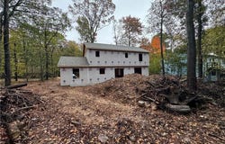 7154 Falstaff Drive, Coolbaugh Twp, PA 18466