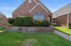 915 Austin Court, Weatherford, TX 76086