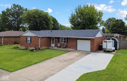 141 Roundelay Drive, Franklin, IN 46131