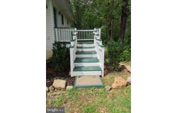 33 E CIRCLE ROAD, MADISON, VA 22727