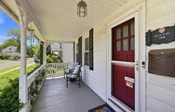 105 Pine St, West Springfield, MA 01089