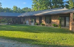 220 S 15th Street, Downing, MO 63536