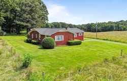 6277 Bennett Road, Seagrove, NC 27341