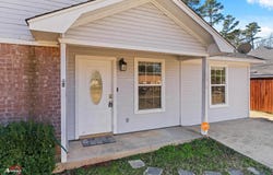 1318 Baxley, Longview, TX 75604