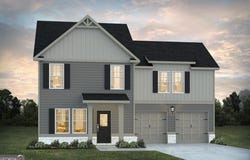 111 Garden Walk, West Point, GA 31833