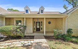 106 Los Altos DR, Lakeway, TX 78734