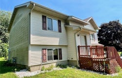 903 28th Avenue N, Menomonie, WI 54751