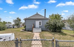 821 E 6TH ST, Cheyenne, WY 82007
