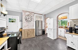 4004 Noblestown Rd, Oakdale, PA 15071