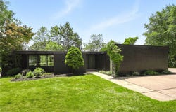 30 Highland Dr, Ben Avon Heights, PA 15202