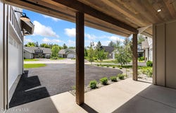 44 Peggys Ct, Dover, ID 83825