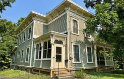 82 West St, Oneonta, NY 13820