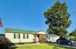 570 Siloam Ln, South Shore, KY 41175