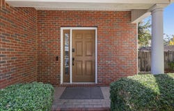 525 Forest Green Dr, Tallahassee, FL 32308