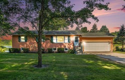 57436 Gearharts Landing Road, Three Rivers, MI 49093