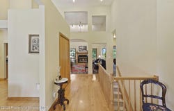 207 Marcaby Lane, Clarks Summit, PA 18411